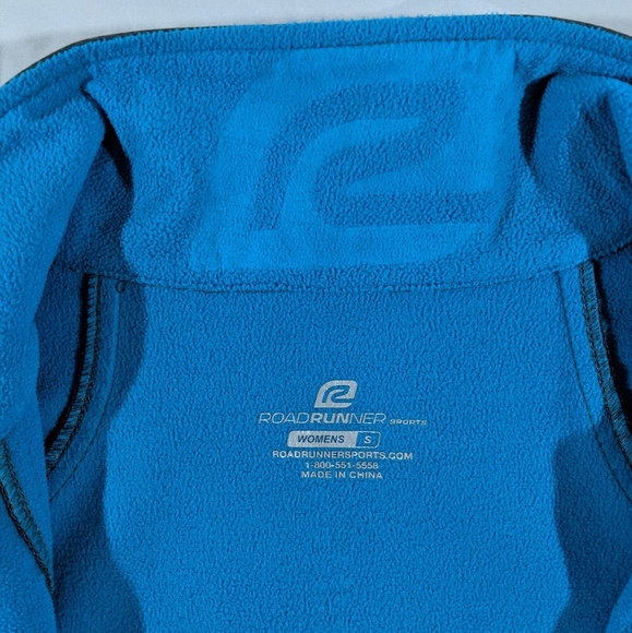 Soft Shell Jacket - Picture 2 of 5